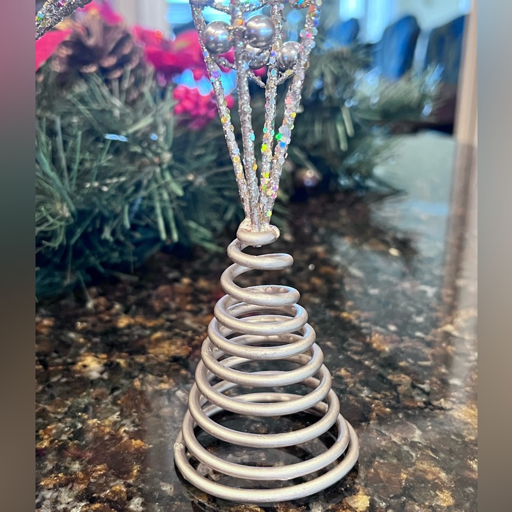 Elegant Sparkly Glitter Embellished Star Tree Topper - Picture 4 of 5